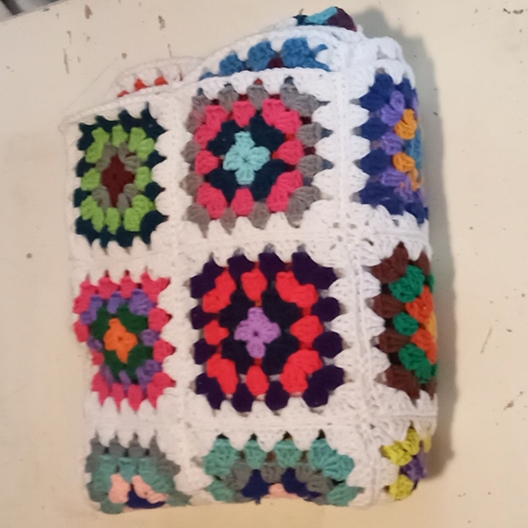 Hand made afgan - Picture 2 of 2